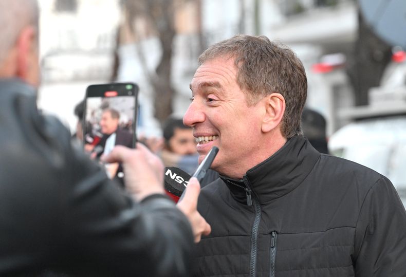 La reeleccin de los gobernadores una ventaja para Diego Santilli en la negociacin con las provincias