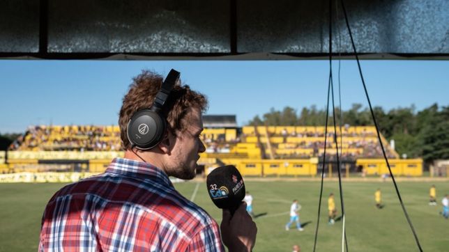 un documental muestra el conflicto del futbol que no aparece en la tv