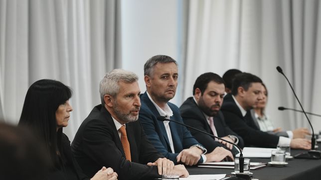 Rogelio Frigerio encabezando el encuentro donde se presentó el comienzo del dialogo para la reforma política. Rogelio Frigerio encabezando el encuentro donde se presentó el comienzo del dialogo para la reforma política.