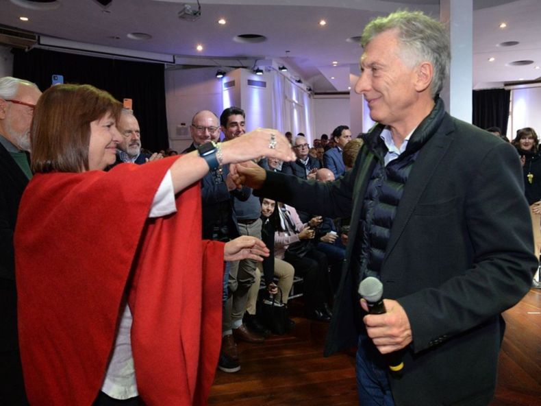 Patricia Bullrich Mauricio Macri