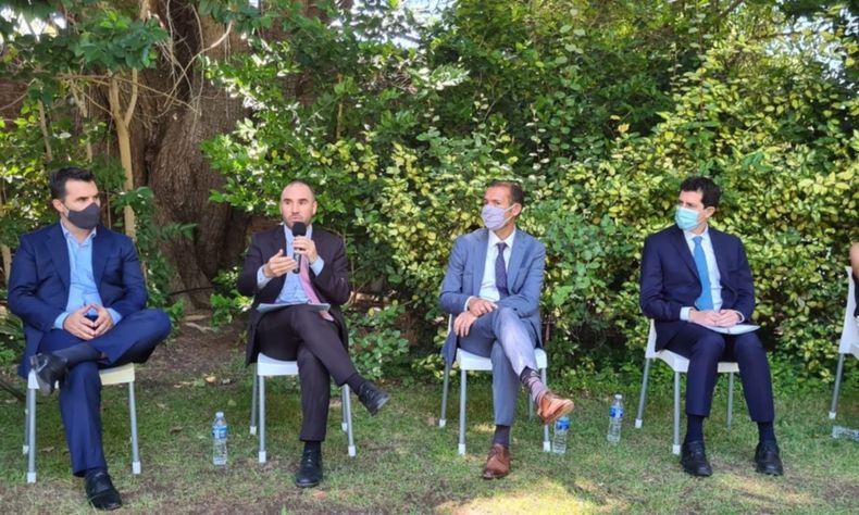 Martín Guzmán Omar Gutiérrez Darío Martínez Wado de PEdro