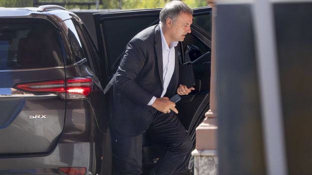 Manuel Adorni. Manuel Adorni.