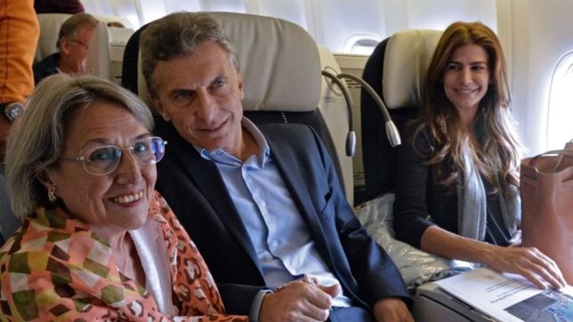 campana low cost: macri viaja a la india en vuelo de linea para ?ahorrar?