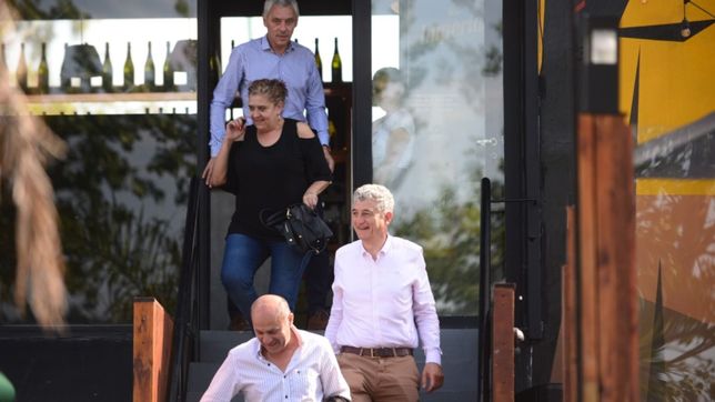 intendentes buscan meter presion a kicillof para ocupar espacios en el gabinete