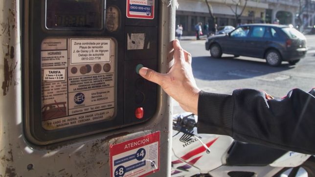 tarifazos en la ciudad: suben los taxis, parquimetros y la vtv