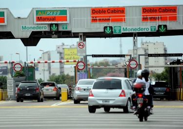 Los peajes de las autopistas porteñas subirán hasta un 66%