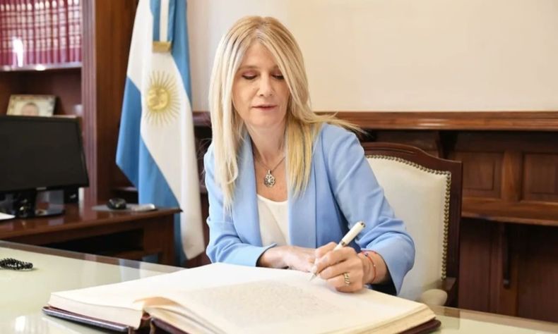 Verónica Magario