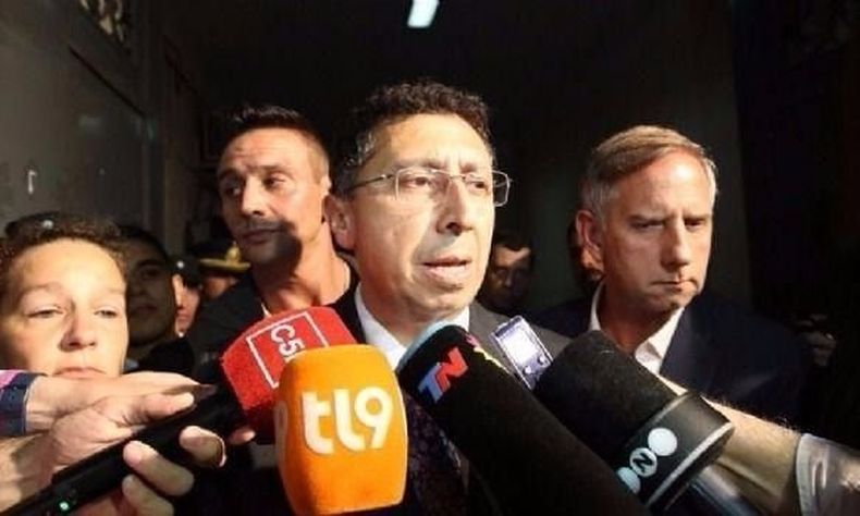 gustavo lleral