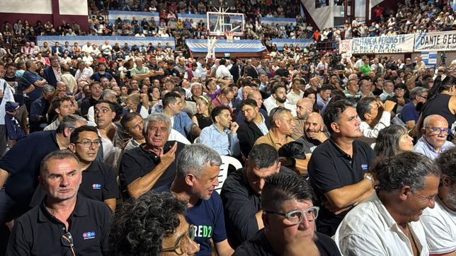 El partido UNO se despega de Dante Gebel y minimiza la presencia de militantes sueltos en el acto de Lanús