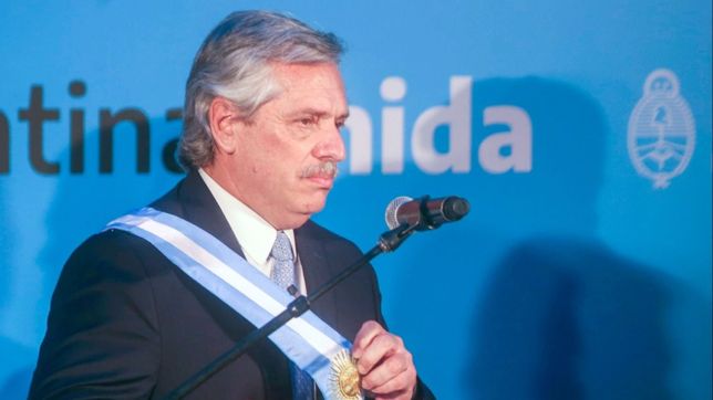 no habra cumbre con macron y fernandez busca otro destino para su gira europea