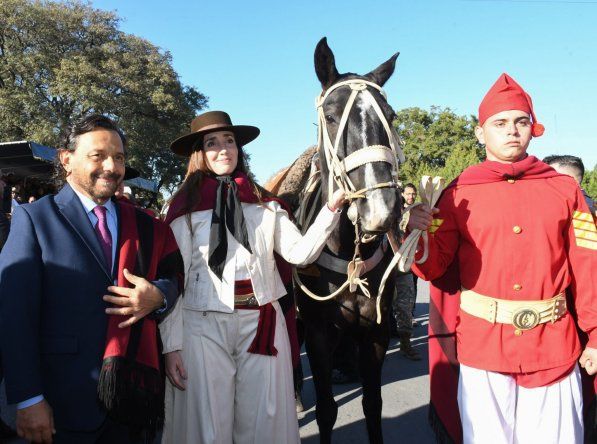 Victoria Villarruel, vicepresidenta de la nación, y el gobernador de Salta, Sáenz.