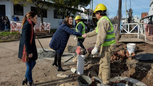 del boom de la cloaca al recorte: vidal freno una obra clave y la pateo para 2020