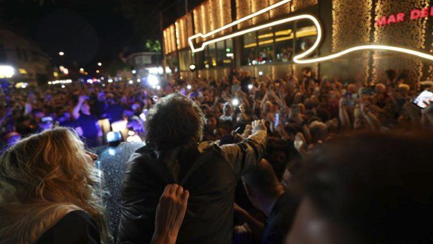 Javier Milei y su hermaa Karina en Mar del Plata