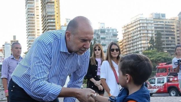 Perotti resucita proyecto de Lifschitz para salir a pedir USD500 millones