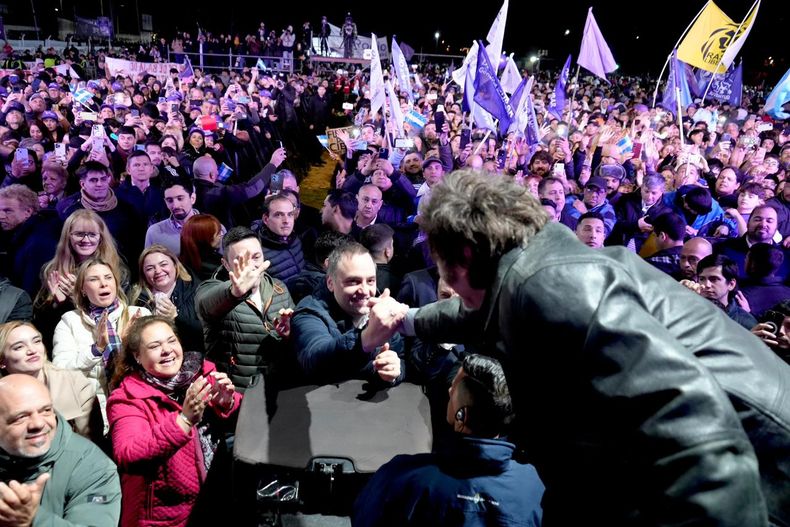 Cierre de LLA con Javier Milei en Moreno.