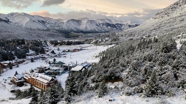 Vista de una de las laderas de Catedral, en Bariloche, sobre la que podrían desarrollar una urbanización