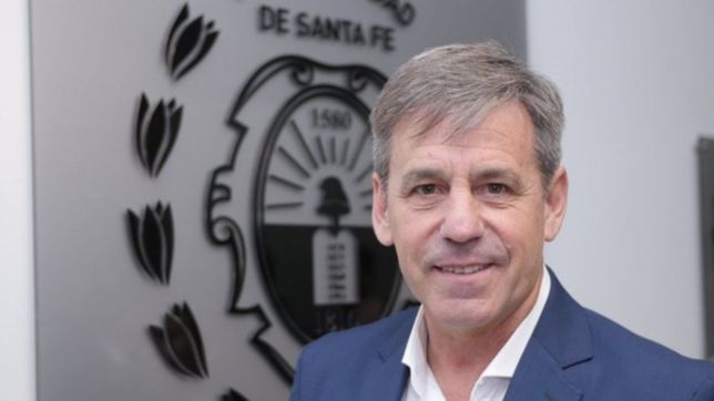 jaton se saca la espina que heredo de corral y delega la rosca en lifschitz