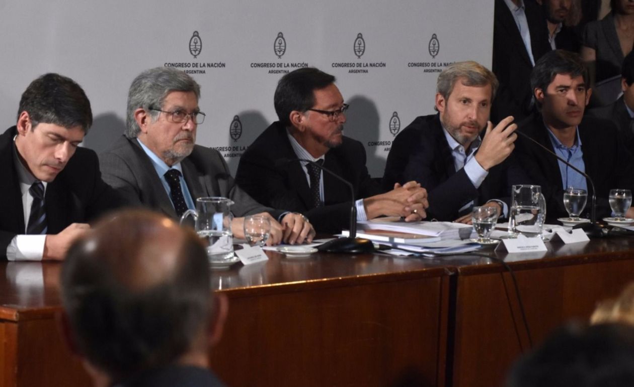 Frigerio Guastavino Fuentes} Abal Medina Senado Reforma electoral