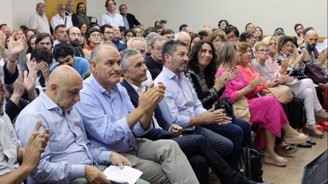 progresistas, entre ensanchar su red y sumarse al fdt