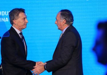 La UIA pedirá reunión urgente con Macri por el derrumbe de la producción