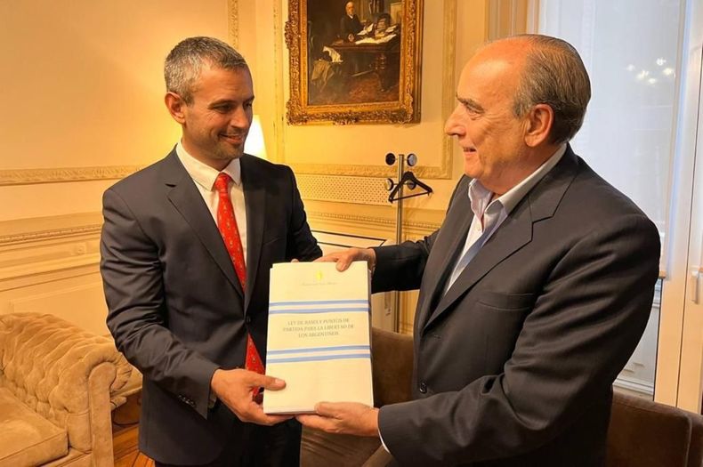 Guillermo Francos y Martín Menem, a cargo de negociar la reforma fiscal del Gobierno.&nbsp;