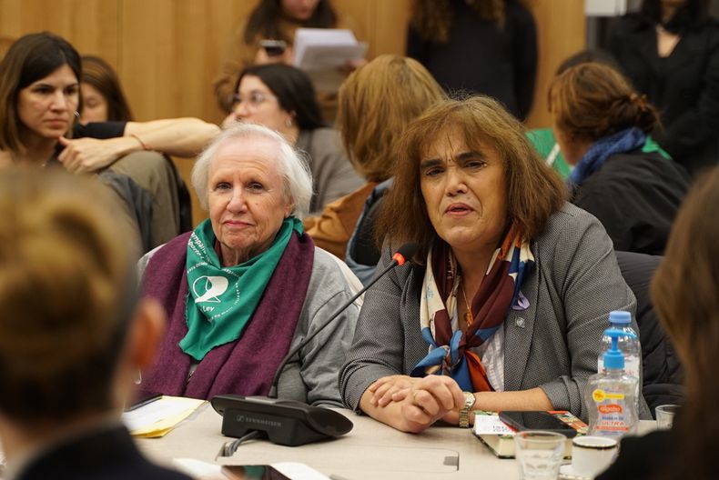 Nina Brugo y Fabiana Túñez. FOTO: Julianite Calcagno.