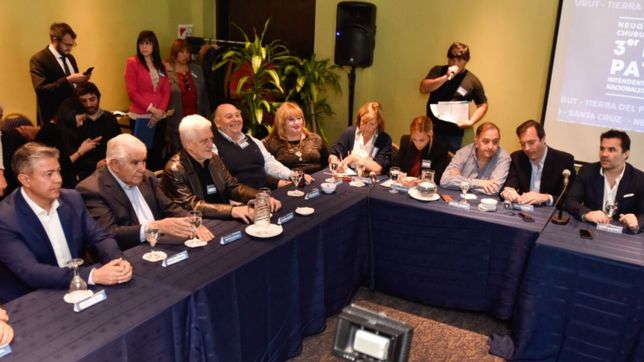 el tercer foro patagonico fue escenario de internas y quejas por recortes