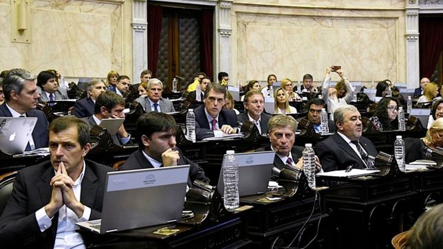 macri cede $ 4.000 millones y se desactiva la sesion por el fondo sojero