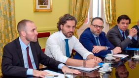 El Gobierno amplía a todo el sector público el pago del aguinaldo en cuotas