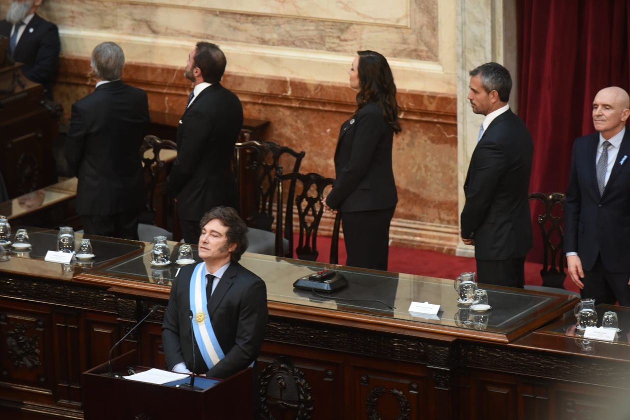 Javier Milei presenta el Presupuesto en el Congreso.