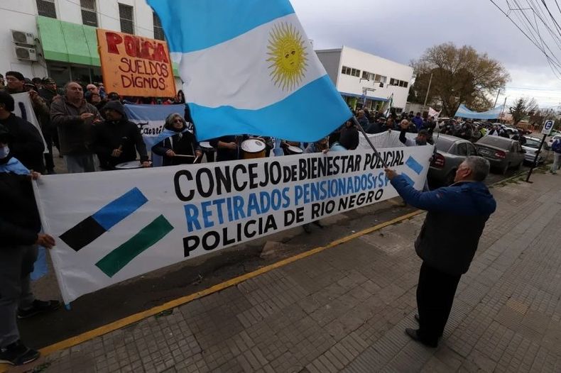Policías de Río Negro acamparán en Viedma.&nbsp;