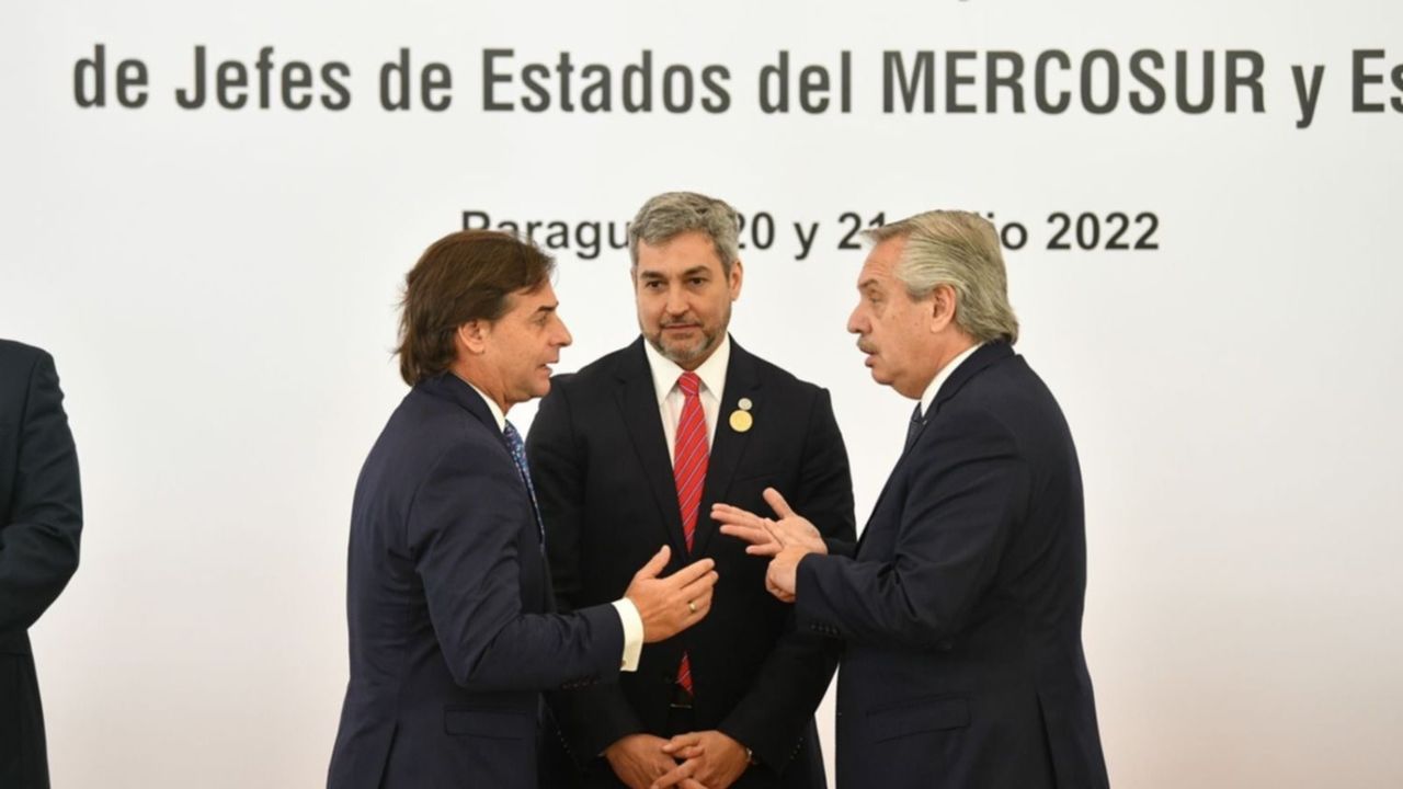 La paciencia del Mercosur se acaba y amenaza los sueños mundialistas de Uruguay