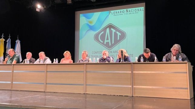 el moyanismo cocina una medida de fuerza a contramano de la pax todista