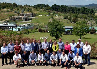 Intendentes radicales reunidos en Tandil.