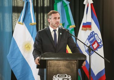 Achával apuntó contra Milei: No me van a convencer de que el ajuste es el único camino