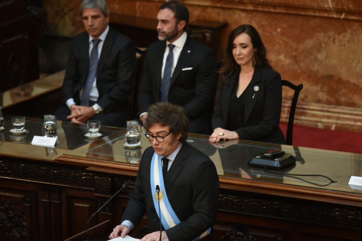 Javier Milei presenta el Presupuesto en el Congreso.