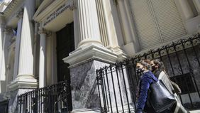 El precio del dinero, el otro cortocircuito del Frente del Todos