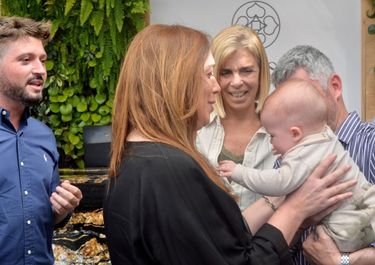 El sobretodo de pana, Leona maternal y pensión completa en loop