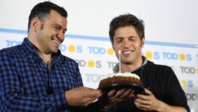 El paso de Kicillof por el sudoeste bonaerense llevó paz al PJ territorial