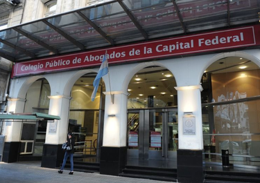 Presionan a Rizzo para que suspenda las elecciones de abogados porteños