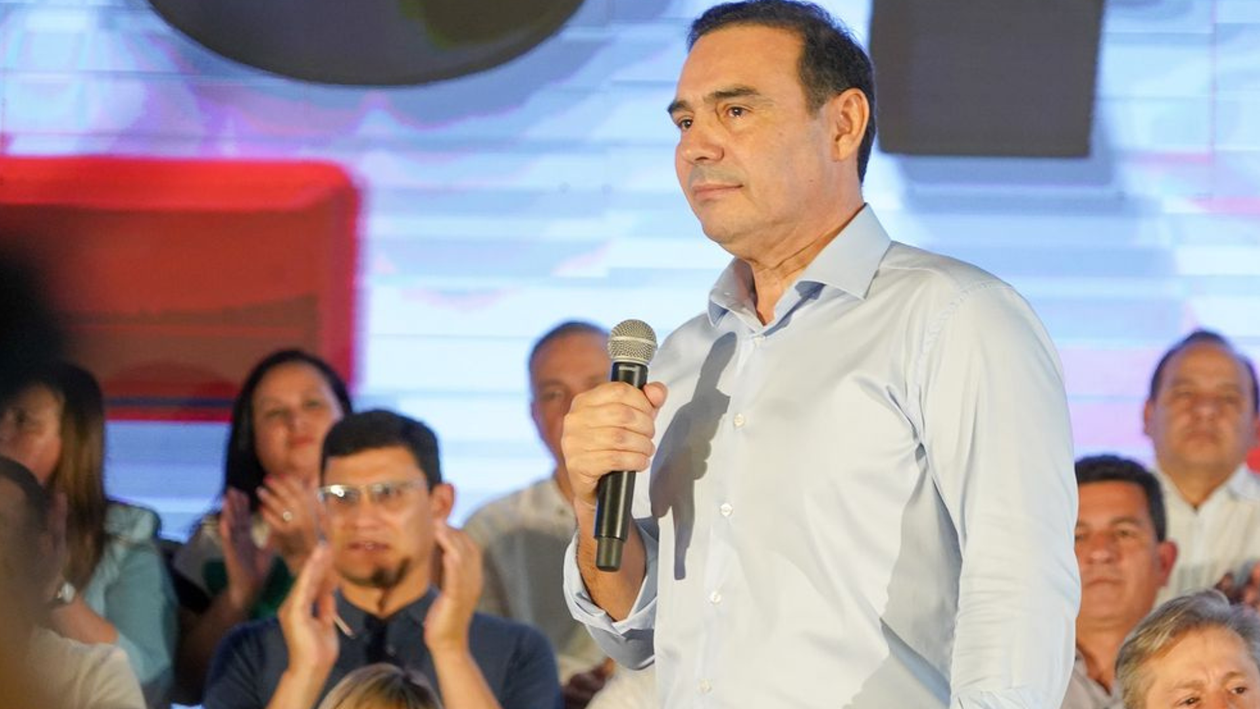 El gobernador Gustavo Valdés seguirá recorriendo la provincia de Corrientes para convertirse en el nuevo titular del Comité Central de la UCR.&nbsp;