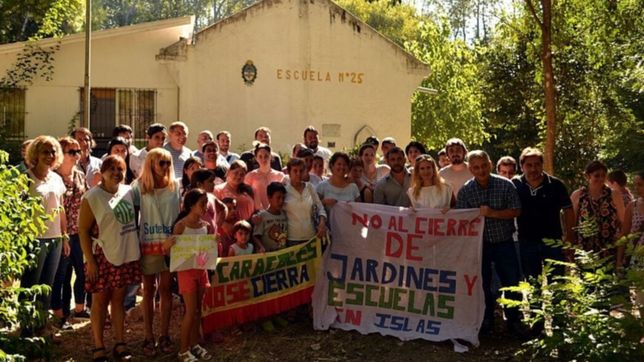 crece la presion para que vidal no cierre las escuelas del delta