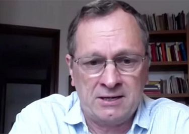 Alejandro Bustamante, el experto en agronegocios que busca frenar la concesión de la Hidrovía&nbsp;
