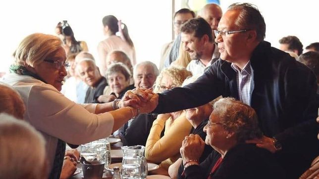 el pj insiste: descalzo insto a vidal a que conforme una mesa de dialogo social