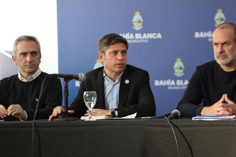 Larroque, Kicillof y Susbielles.