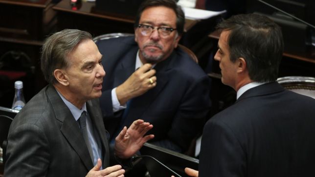 pichetto garantiza los votos para el presupuesto, pero traba bienes personales