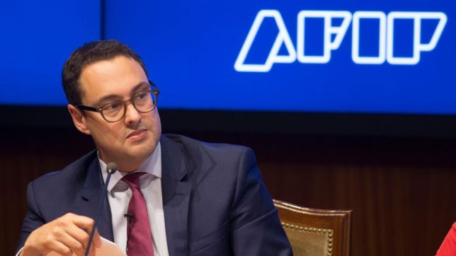 la recaudacion crecio en noviembre, pero perdio contra la inflacion