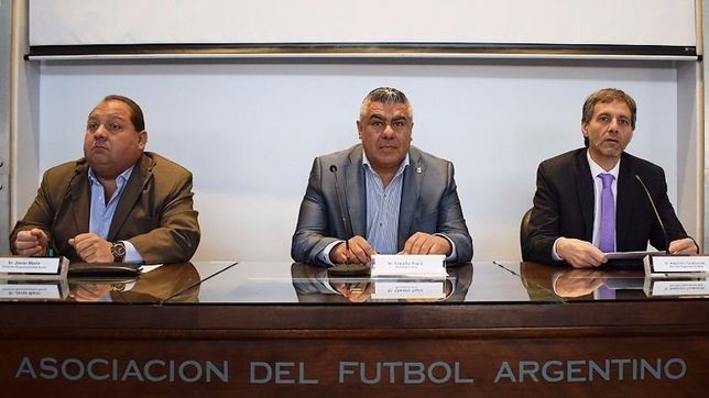 chiqui tapia presento oficialmente la nueva escuela de capacitacion en afa