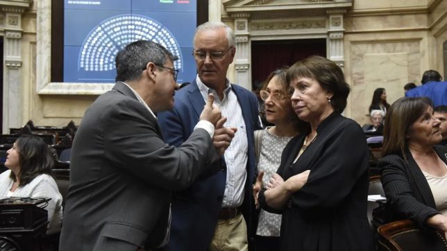 nuevas universidades: aplazadas en diciembre, buscan volver en febrero