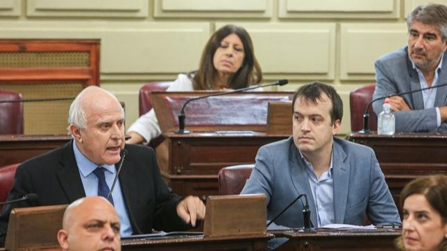 el socialismo presento su plan vicentin, con ?silla de oro? para santa fe